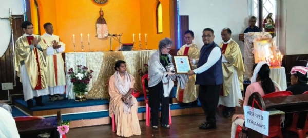 खरसाङको सन्त पौल पल्लीमा आमा दिवस पालन