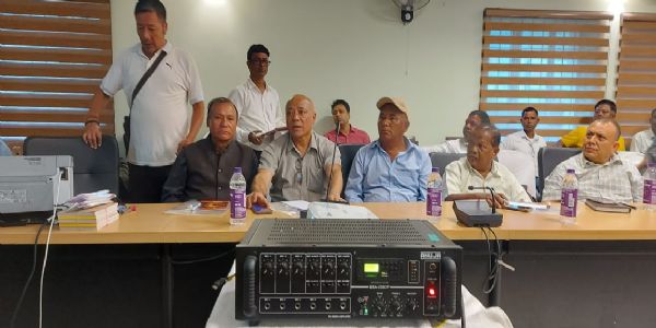 स्टाफ र सब स्टाफहरुको वेतन बढोत्तरीलाई लिएर त्रिपक्षीय सभा सम्पन्न