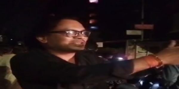 नेपाल घुम्न गएका झांसीका 4 युवक फंसे, प्रधानमन्त्री र मुख्यमन्त्रीसित लगाए गुहार