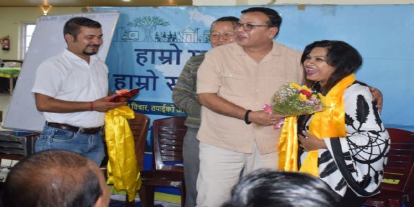 खरसाङमा आयोजित ‘द्वारे सरकार’ र ‘एपीएएस’ शिविरको श्रम विभागका अतिरिक्त सचिवद्वारा निरीक्षण