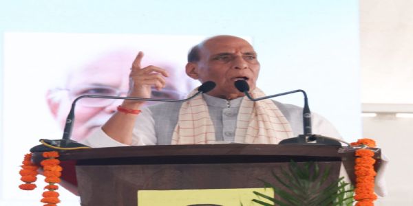 ‘हैदराबाद मुक्ति दिवस’ समारोहमा राजनाथ सिंहले राष्ट्रिय ध्वज फहराए, राज्य सरकारको लोक प्रशासन दिवस