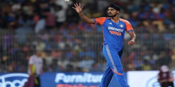 टी20 अन्तरराष्ट्रियमा 100 विकेट लिने प्रथम भारतीय गेन्दबाज बने अर्शदीप सिंह