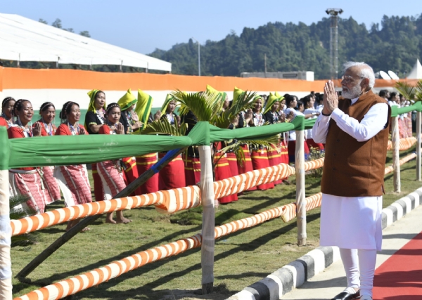 मोदी़