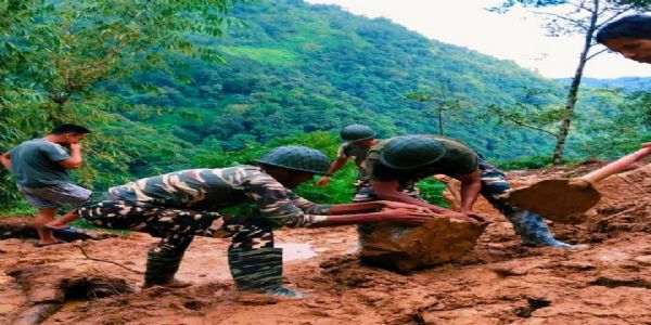 एसएसबीको सक्रियतामा सडक मार्ग सफाई कार्य सम्पन्न