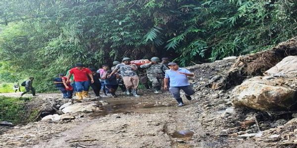 एसएसबीको सराहनीय कार्य, बिरामी वृद्धाको सफल उद्धार