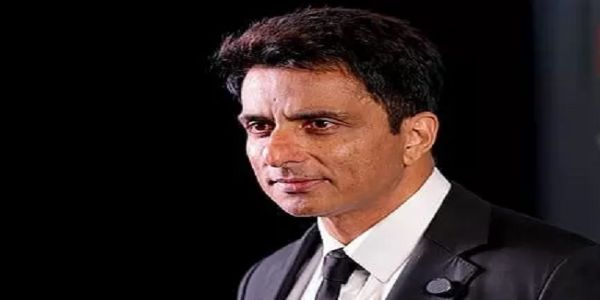 अवैध सट्टेबाजी एपसित जोड़िएको मनी लन्ड्रिङ मामिलामा सोनू सूद ईडी सामू पेश भए