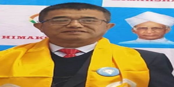 निर्मल सिंगर शिक्षा रत्न अवार्डले सम्मानित हुने