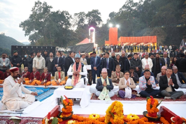 राज्यपाल र मुख्यमन्त्री जोरथाङ माघे संक्रान्ति मेलामा सन्ध्या आरतीमा सहभागी बने