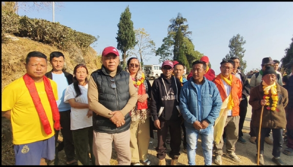 जंगपानादेखि चारधुरे हुँदै खुन्द्रुके बस्ती र मजुवा भएर देवरालीसम्म पुग्ने रोड निर्माणको लागि शिलान्यास