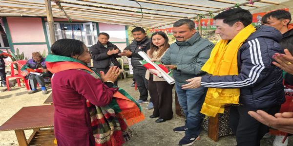 बर्फुङमा एसडीएफ त्यागेर 31 परिवार एसकेएममा सामेल भएको दाबी