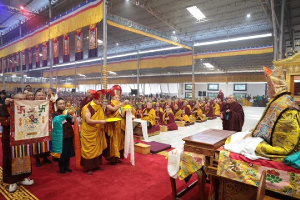 मुख्यमन्त्री बोधगयामा 40औं अन्तरराष्ट्रिय काग्यु मोनलाम छेन्मोमा सहभागी बने