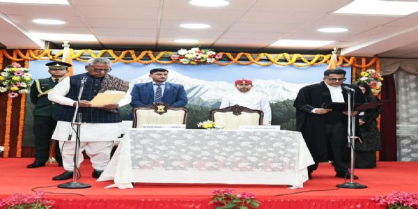 न्यायमूर्ति ए. मुहम्मद मुस्ताक बने सिक्किम उच्च न्यायालयका मुख्य न्यायाधीश, राज्यपालले दिलाए शपथ