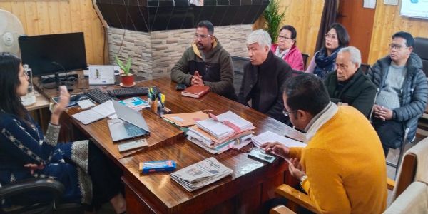 एसआईआर विषय लिएर भागोप्रमोद्वारा खरसाङ महकुमा शासकसित बैठक