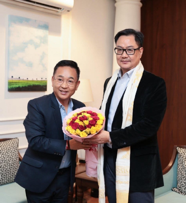 मुख्यमन्त्री र केन्द्रिय मन्त्री किरेन रिजिजु मुख्यमन्त्री र केन्द्रिय मन्त्री किरेन रिजिजु