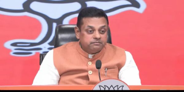 भाजपाले राहुल गान्धीले राष्ट्रपतिलाई सड़कमा विरोध प्रदर्शनमा तान्ने प्रयास गरेको आरोप लगायो