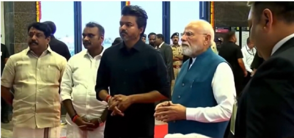 प्रधानमंत्री मोदी और मुख्यमंत्री विजय ने एक साथ की यात्रा!