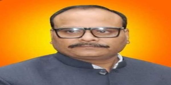 अखिलेश यादवले जेपीको आदर्शलाई सम्मान गरुन्ः  ब्रजेश पाठक