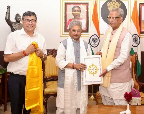 नवनियुक्त राज्यपाल दुष्यन्त गौतम र भाजपा अध्यक्ष डीआर थापा नवनियुक्त राज्यपाल दुष्यन्त गौतम र भाजपा अध्यक्ष डीआर थापा