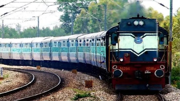झारसुगुड़ा के रीमॉडलिंग कार्य के कारण मुरादाबाद रेल मंडल में संचालित दो रेलगाड़ियां परिवर्तित मार्ग से चलेंगी ( ट्रेन )