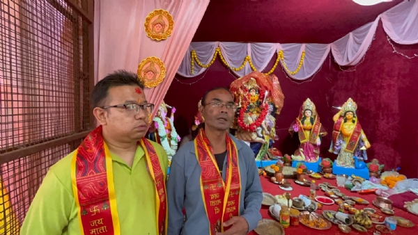 खरसाङको अप्पर डुमाराम बस्तीस्थित श्री श्री श्री सात कन्या देवी मन्दिरमा दुर्गा पूजाको आयोजना