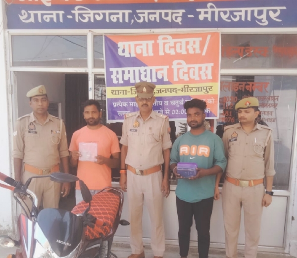 हेरोइन तस्करी में गिरफ्तार आरोपितों को जेल भेजती पुलिस