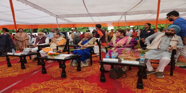 प्रत्येक मानिसमा नारी संरक्षणको भावना हुनुपर्छः डा. इन्द्रेश कुमार