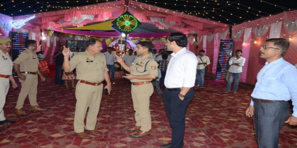 मुख्यमन्त्री योगीको निर्देशपछि बागपतमा अलर्ट, डीएम-कप्तानले राती सड़कमा सुरक्षा व्यवस्थाको जाँच  गरे