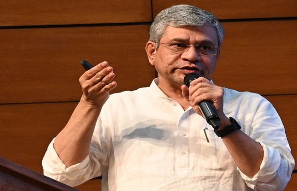 केंद्रीय रेल मंत्री अश्विनी वैष्णव (फाइल फोटो)।