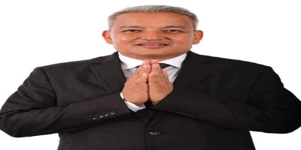 मुख्यमन्त्री तामाङले शिक्षामन्त्री राजु बस्नेतलाई जन्मदिनको शुभकामना दिए