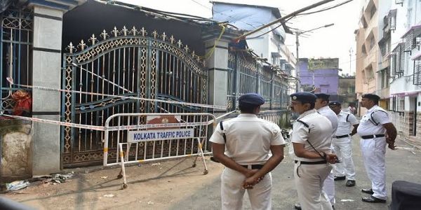 कोलकाता : चोरबागान पूजा पण्डालमा भएको भागदौडको जाँच गर्न छ सदस्यीय एसआईटी गठन, तीन महिनाभित्र प्रतिवेदन बुझाउने