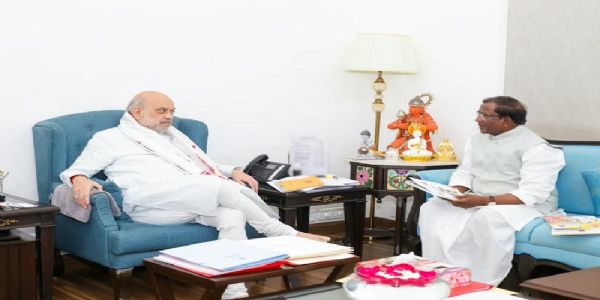 असमका राज्यपालले केन्द्रिय गृहमन्त्री अमित शाहलाई भेटे