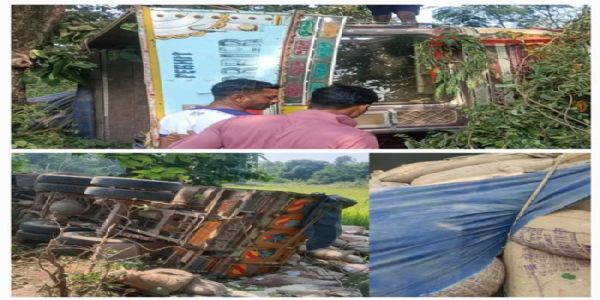 कोण्डागाउँः चामल लादिएको ट्रक खेतमा पल्टिएर चालकको मृत्यु
