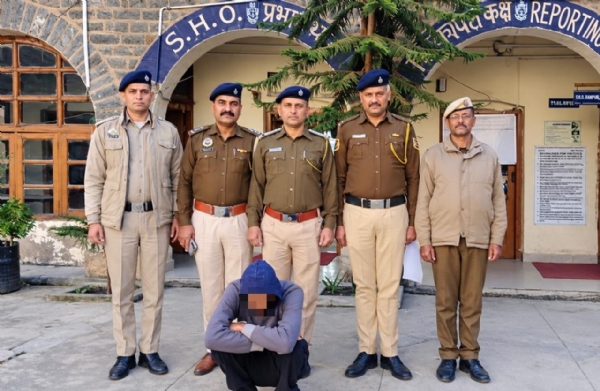 गिरफ्तार चिट्टा तस्कर गिरफ्तार चिट्टा तस्कर