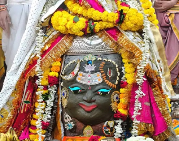 भस्म आरती में महाकाल का विशेष श्रृंगार