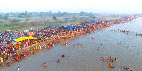 नेपालमा आजदेखि कार्तिक स्नान, दीपदान र विशेष तुलसी पूजा शुरु