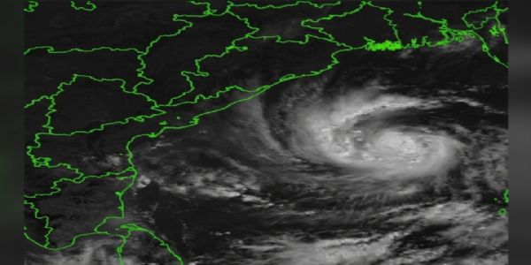 चक्रवात ‘अर्णब’ आन्ध्र प्रदेशतर्फ अघि बढ्दै, पश्चिम बङ्गालमा पनि वर्षा र मौसम बिग्रने सम्भावना