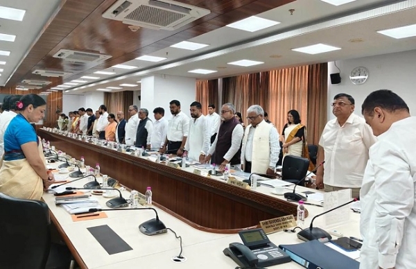 राज्य सचिवालय नवान्न में प्रशासनिक बैठक