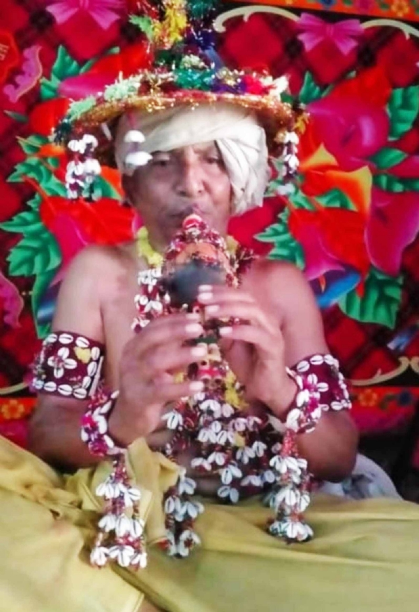 प्रसिद्ध बांस वादक विक्रम यादव