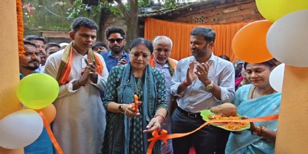अग्निमित्रा पालले आँगनवाड़ी तथा कम्युनिटी सेन्टरको निरीक्षण गरिन्