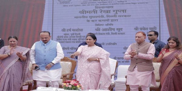 मुख्यमन्त्रीले ओखला, गाजीपुर र सिङ्घोलामा नयाँ फोहोर प्रशोधन संयन्त्रको शिलान्यास गरिन्