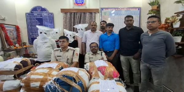 काली पूजा र जगद्धात्री पूजापूर्व पुलिसको ठूलो कारबाही, 30 किलो गाँजा जफत, चार जना पक्राउ