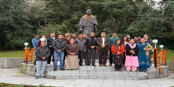 लोक भवनमा राष्ट्रिय एकता दिवस पालन, सरदार वल्लभभाई पटेलको प्रतिमामा माल्यार्पण