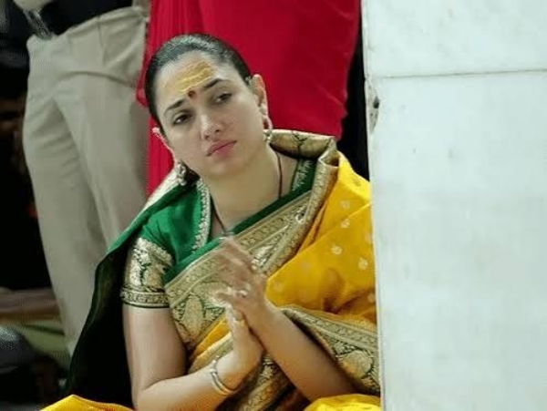 फिल्म अभिनेत्री तमन्ना भाटिया ने किए महाकाल दर्शन