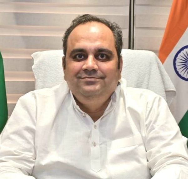 दिल्ली के स्वास्थ्य मंत्री डॉ पंकज कुमार सिंह (फाइल फोटो) दिल्ली के स्वास्थ्य मंत्री डॉ पंकज कुमार सिंह (फाइल फोटो)