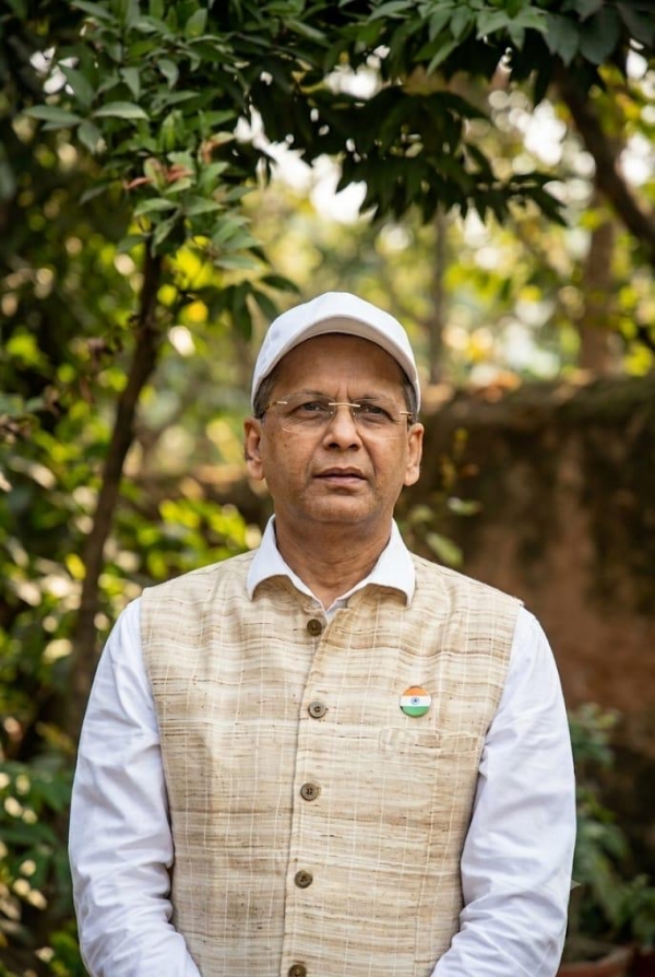 प्रवर्तन निदेशालय (ईडी) के संयुक्त निदेशक स्वपन बोस, जिनका मंगलवार को लंबी बीमारी के बाद निधन हो गया। उन्होंने ईडी में 33 वर्षों तक सेवाएं दीं। प्रवर्तन निदेशालय (ईडी) के संयुक्त निदेशक स्वपन बोस, जिनका मंगलवार को लंबी बीमारी के बाद निधन हो गया। उन्होंने ईडी में 33 वर्षों तक सेवाएं दीं।