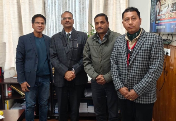 डेभलपमेन्ट एण्ड म्यानेजमेन्ट कमिटीको टोली