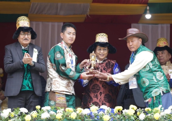 मुख्यमन्त्री रुकुमटारमा आयोजित 12औं शेर्पा ग्याल्पो लोसारमा सहभागी बने