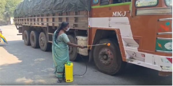 तमिलनाडु-आन्ध्र सीमामा बर्ड फ्लू रोकथामका लागि कडाई, वाहनहरूको कीटाणुशोधन तीव्र