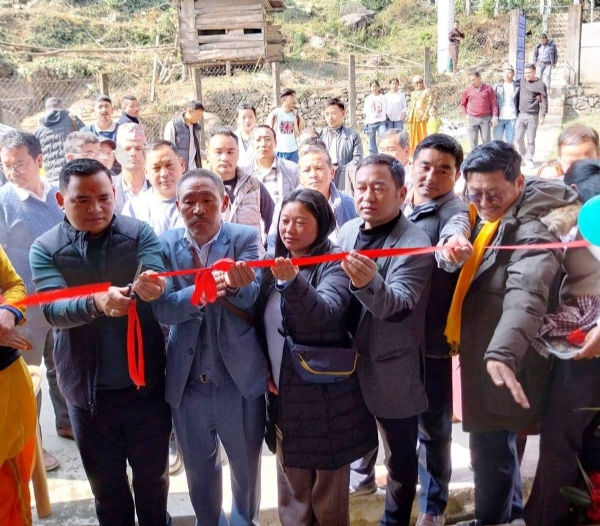 मन्त्री लिम्बूले रिम्बिकमा प्राथमिक पशु चिकित्सा सेवा केन्द्रको उद्घाटन गरे मन्त्री लिम्बूले रिम्बिकमा प्राथमिक पशु चिकित्सा सेवा केन्द्रको उद्घाटन गरे