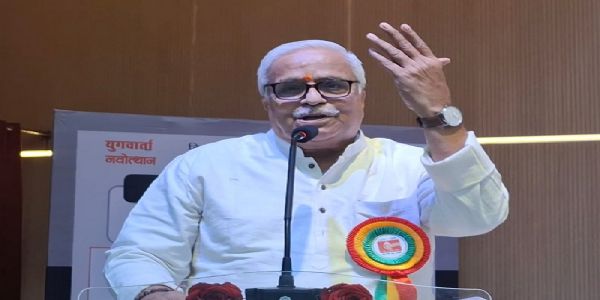 लोकतन्त्र समाजको रगतमा छ, जसले यसलाई दबाउन खोज्छ त्याे धुलोमा परिणत हुनेछ: भैयाजी जोशी